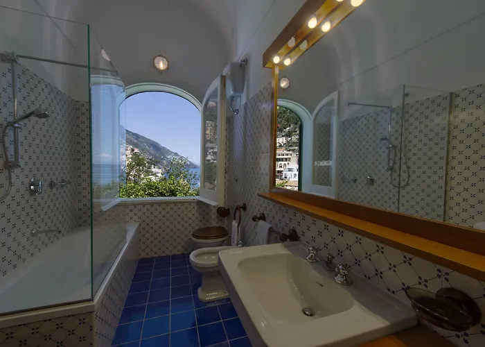 Villa Deli, In Positano, Sea View, Ac